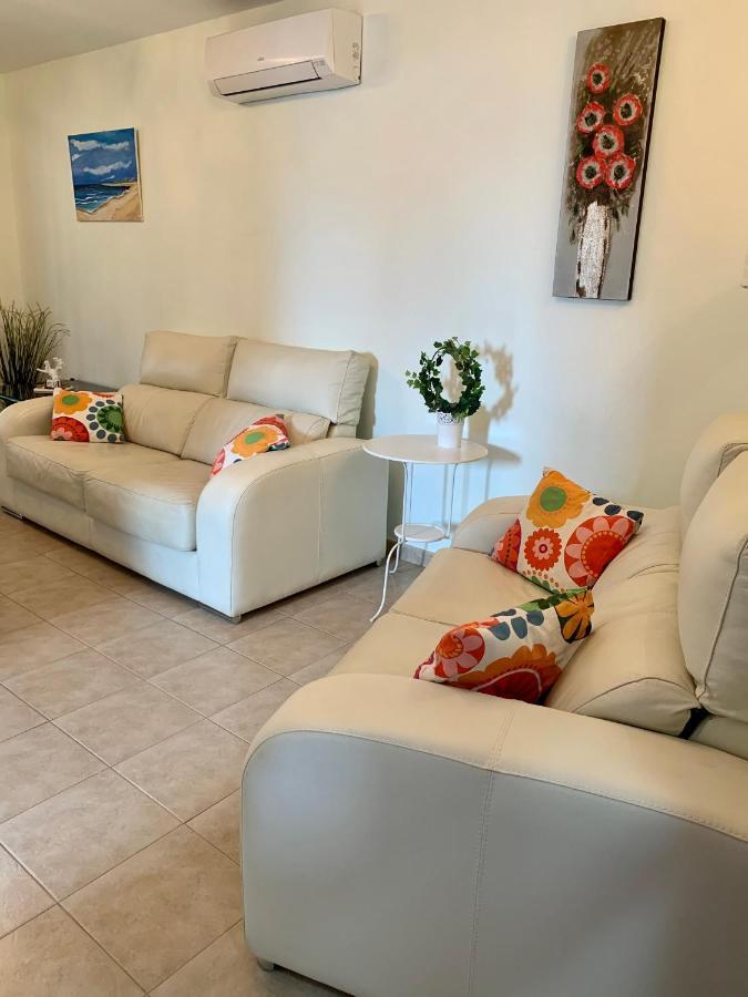 Lovely Villa Nico Playa Blanca, Hot Tub, Communal Pool Exteriör bild