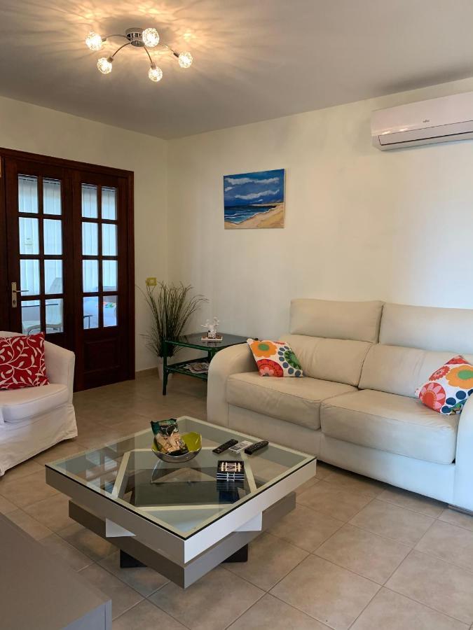 Lovely Villa Nico Playa Blanca, Hot Tub, Communal Pool Exteriör bild