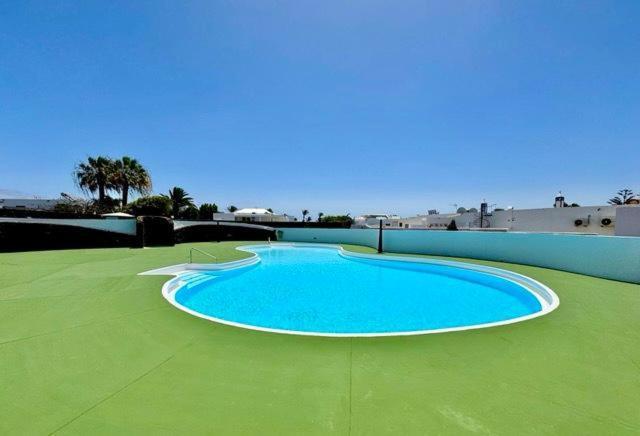 Lovely Villa Nico Playa Blanca, Hot Tub, Communal Pool Exteriör bild